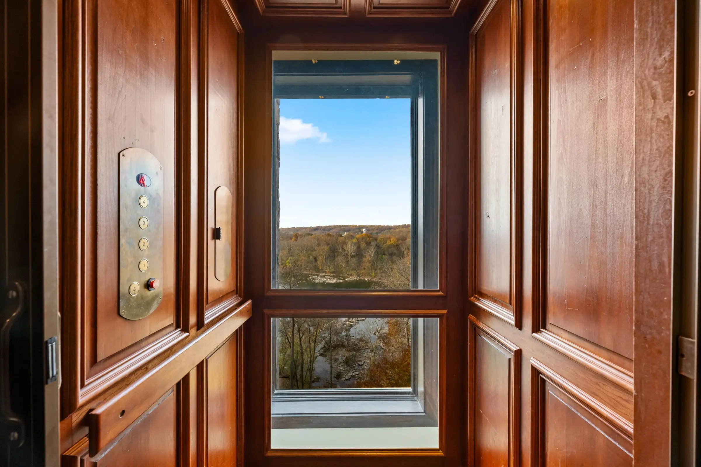 The glass elevator overlooking the Potomac River.